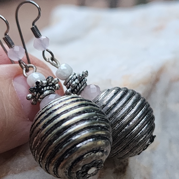 Vintage Silver Ballon Earrings Boho Gypsy Artisan Jewelry Small Crystals - Picture 4 of 7